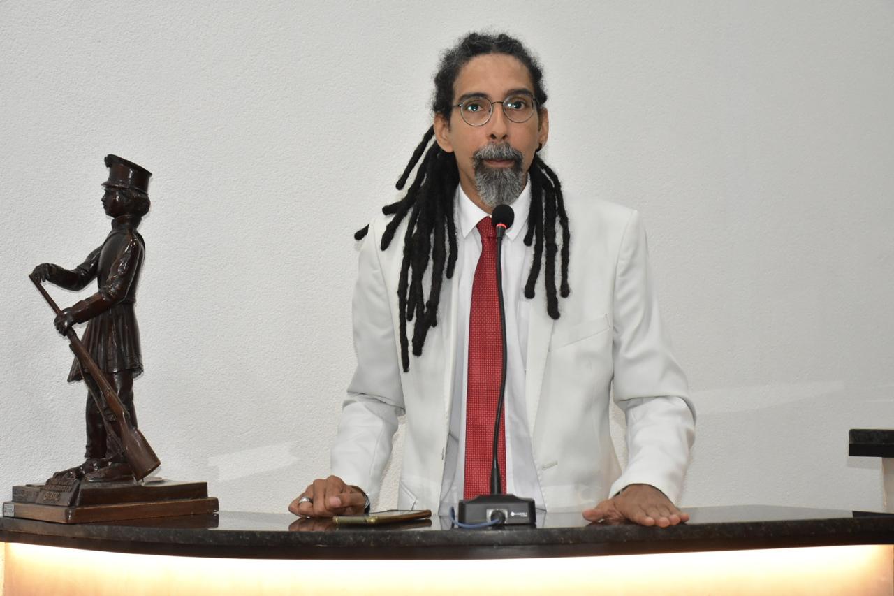 Vereador Jhonatas Monteiro diz que trabalho segue, mes mo sem reeleição