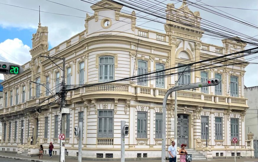 Rombo milionário na Prefeitura de Feira de Santana precisa ser esclarecido