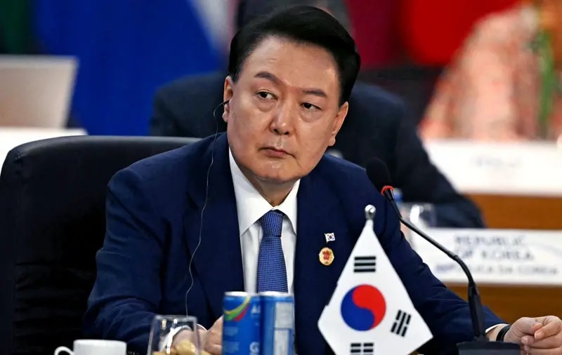Após declarar Lei Marcial presidente Sul Coreano sofre pedido de impeachment