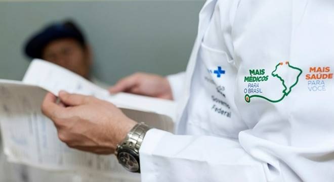 Bahia recebe 498 novos profissionais do programa Mais Médicos em 2024