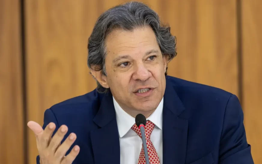 Governo recua após trapalhada e revoga norma da Receita Federal sobre Pix
