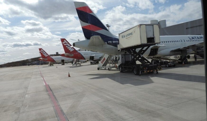 Passagem aérea doméstica teve redução no Brasil de 5,1% em 11 meses de 2024