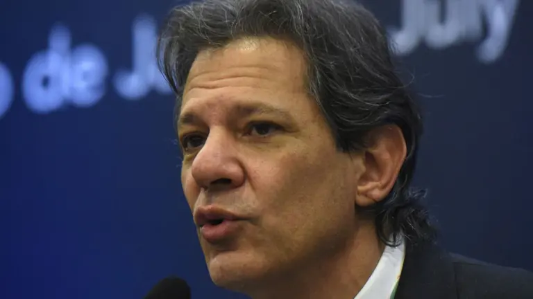 Haddad diz que demanda por empréstimo CLT se concentra em troca de dívida