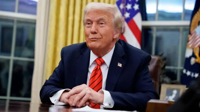 Trump diz que vai ter que tomar a Groenlândia