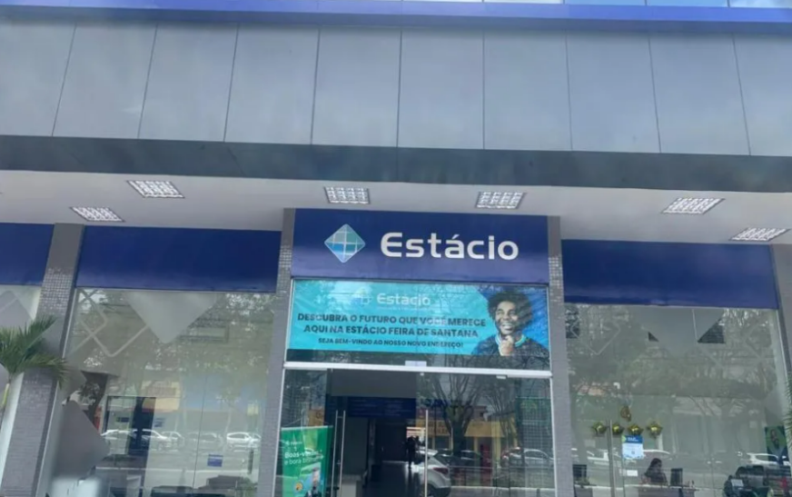 Estudantes de Feira de Santana participam de aulas com presidente do STF