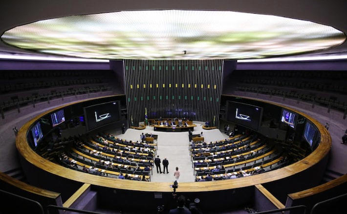 Deputado contesta lista do PL com assinaturas para urgência de anistia