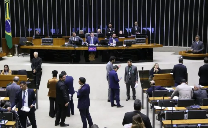 Plenário analisa criação do Dia Marielle Franco – Dia Nacional das Defensoras e Defensores de Direitos Humanos; acompanhe