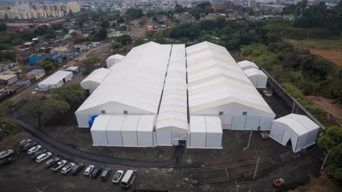 Últimas famílias abrigadas no Centro Humanitário de Acolhimento Vida foram encaminhadas para moradias temporárias