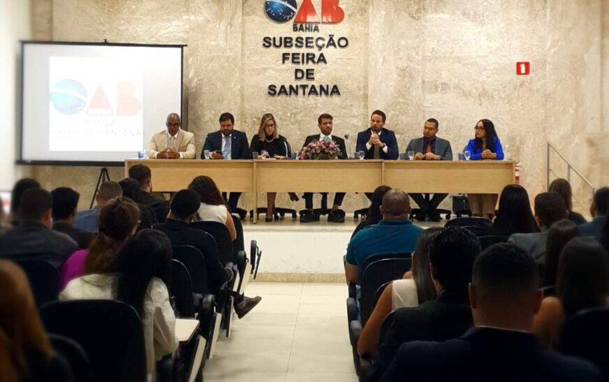Evento sobre prerrogativas e prática criminal da jovem advocacia lota auditório da OAB Feira