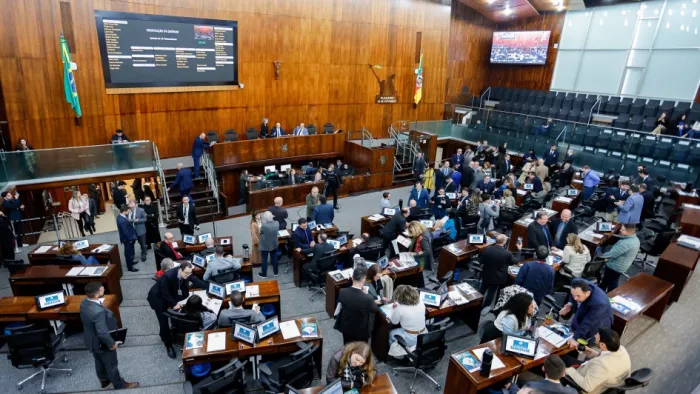 Proposta do Executivo de reajuste de 8% do piso regional é aprovada na Assembleia