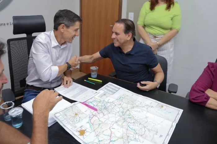Coronel David articula e Riedel autoriza projeto executivo para asfaltar MS-441