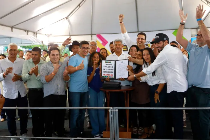 Governador autoriza nova sede de escola em tempo integral e entrega unidade integrada de segurança em Itamari