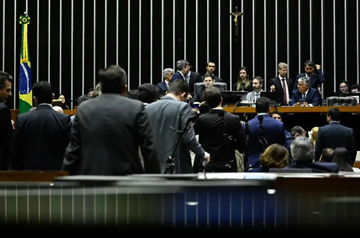 Congresso retoma autorização para pagamento de convênios em parcela única
