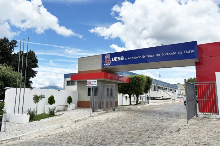 Uesb abre concurso para professor em Jequié e Vitória da Conquista