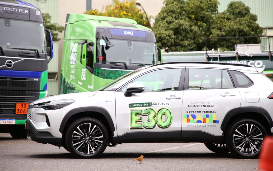 Novas misturas de biocombustíveis, E30 e B15, entram em vigor e marcam avanço na soberania energética do Brasil