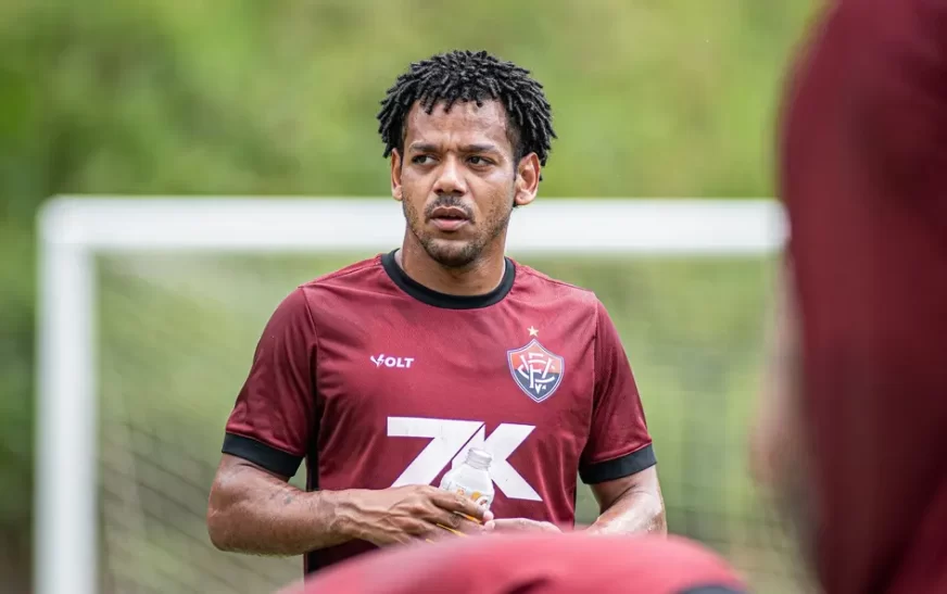Quase 30% das contratações do Vitória em 2025 já deixaram o clube