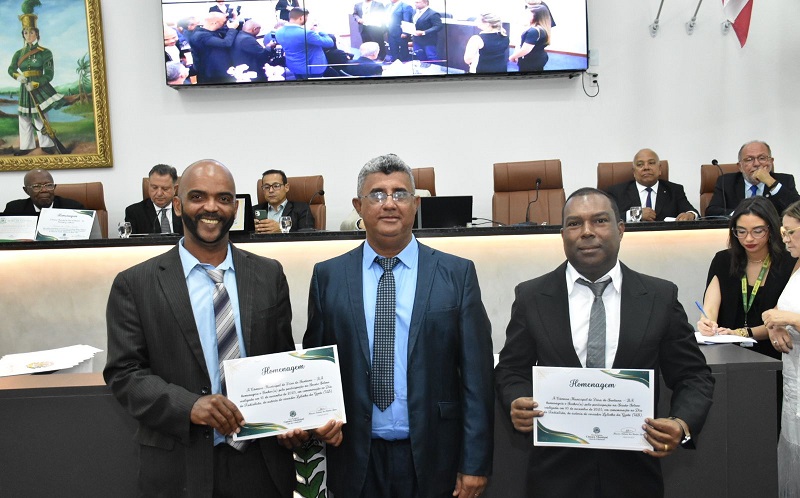 Paulo Silva completa 20 anos na comunicação e recebe homenagem na câmara de vereadores