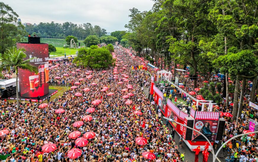 Carnaval exige atenção ao consentimento: flerte pode virar crime de importunação sexual