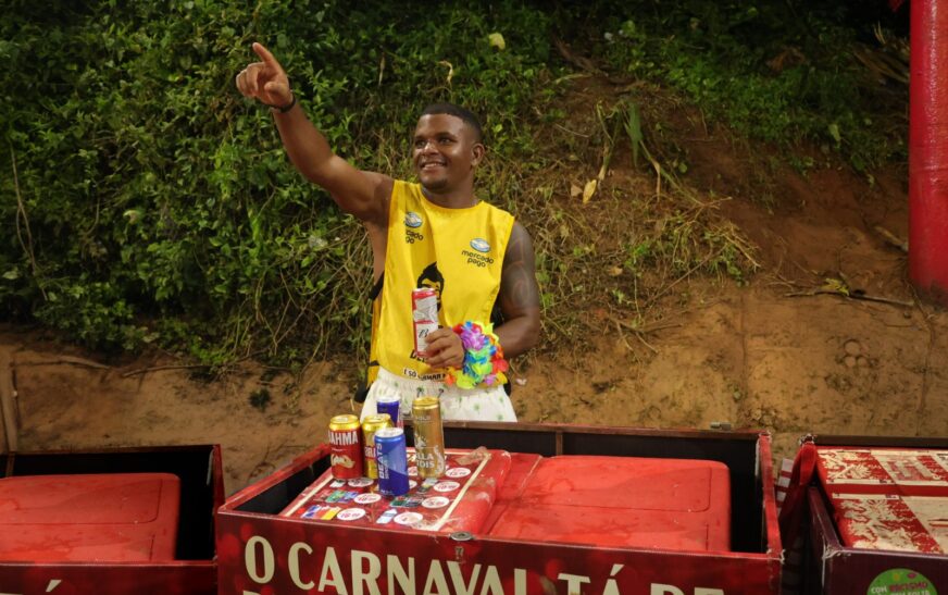 Ambulantes celebram sucesso de vendas e logística no Carnaval de Salvador
