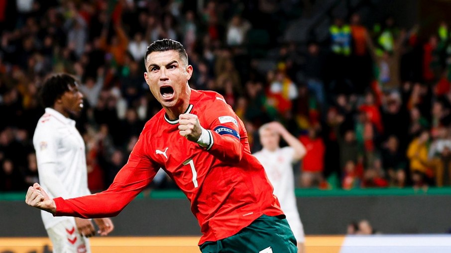 Cristiano Ronaldo é cortado da seleção às vésperas da Copa