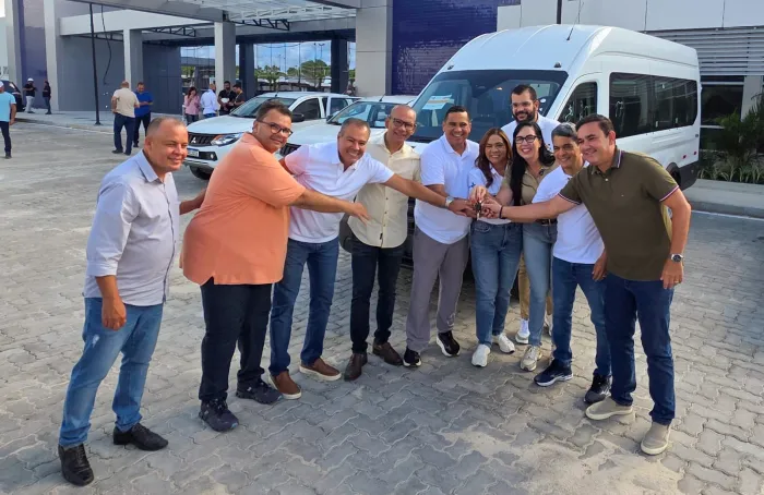 Saúde de Alagoinhas ganha novo veículo para Tratamentos Fora de Domicílio