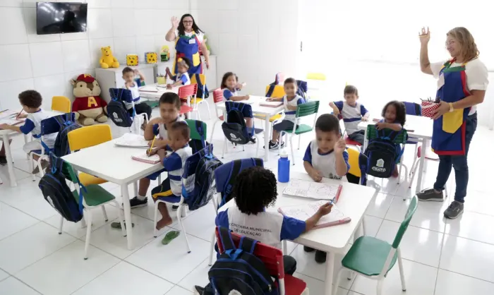 Uma em cada 10 crianças de 4 e 5 anos não vai à creche em 875 cidades