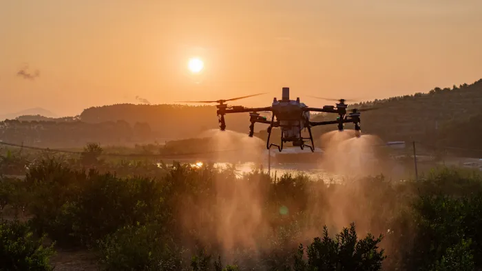 DJI amplia portfólio de drones agrícolas com modelos Agras