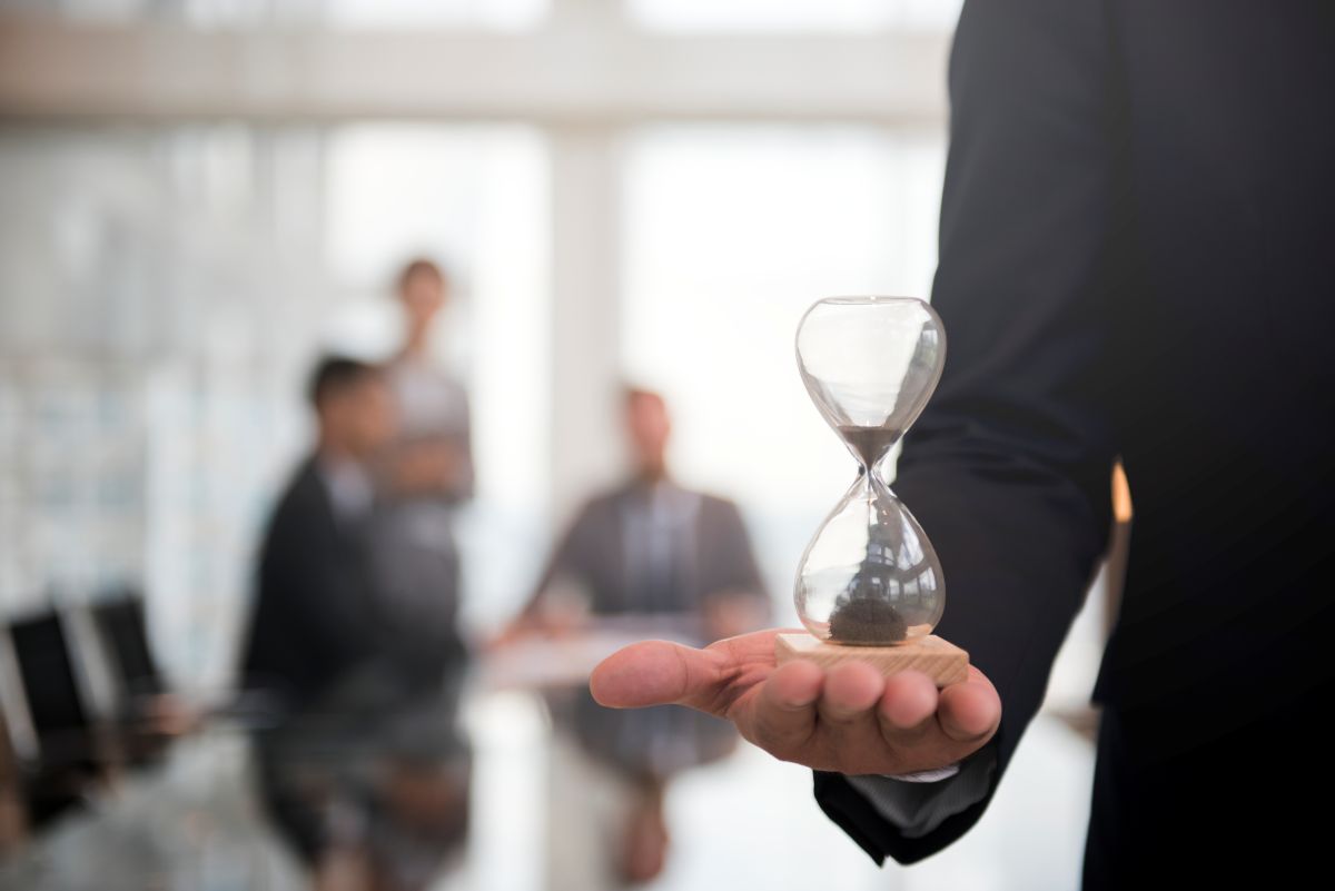 Saiba como ficará sua jornada de trabalho com o fim da escala 6×1